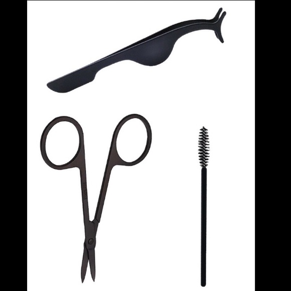 5 PAIRS Faux Mink Lashes with Glue & Tools ✨❤️ - Picture 5 of 7